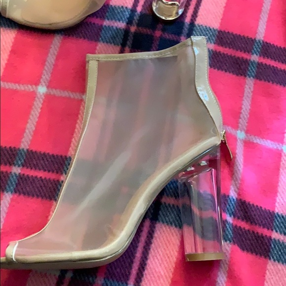 Tan mesh peep toe sandals - Picture 3 of 6